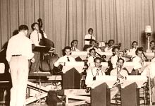Two O'Clock Lab Band, 1948 (Джин Холл стоит спиной)