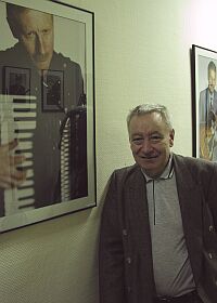 Владимир Данилин (на портрете) и Андрей Товмасян в редакции "Полного джаза"