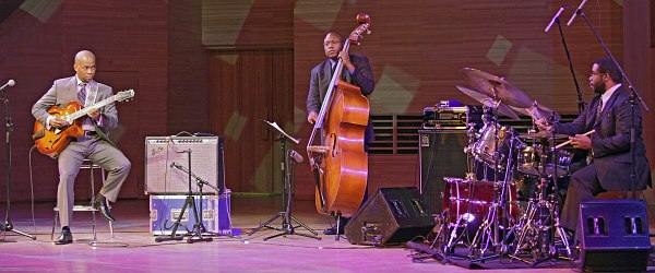 Russell Malone Trio (фото: Владимир Коробицын)