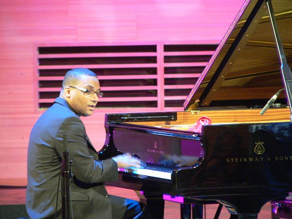 Gonzalo Rubalcaba