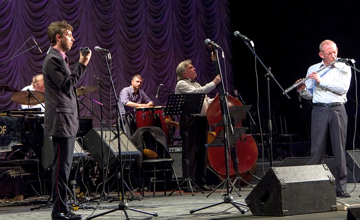 L-Band (Георгий Анохин - справа)