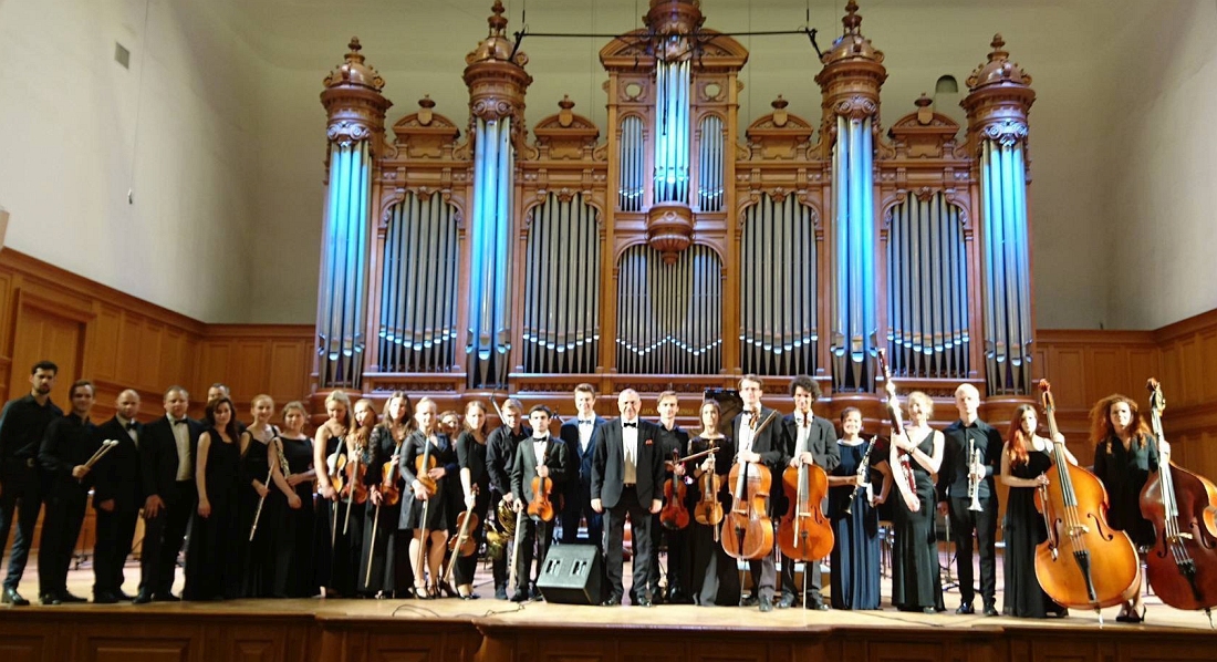 Участники проекта Григория Файна на сцене Московской консерватории