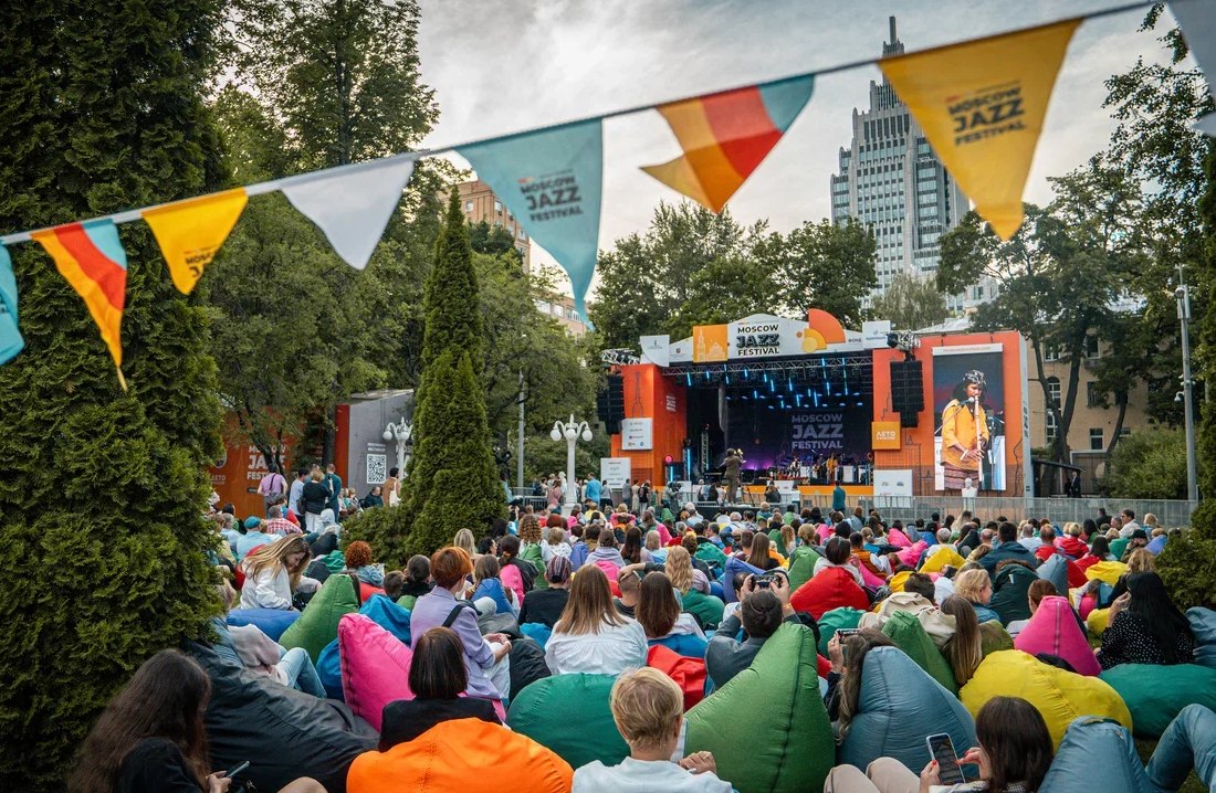 Площадка Moscow Jazz Festival в саду «Эрмитаж»