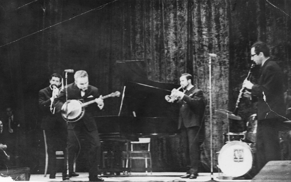 Легендарный Ленинградский Диксиленд, середина 1960-х (фонд АНО «Центр исследования джаза», коллекция Натана Лейтеса)