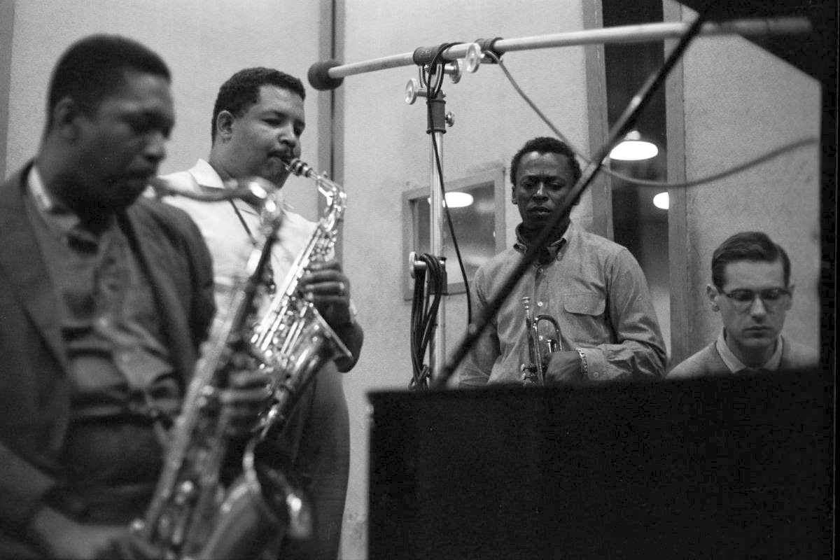 Запись «Kind of Blue»: Джон Колтрейн, Кэннонбол Эддерли, Майлз Дэйвис, Билл Эванс (1959)