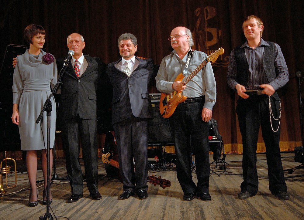 2008: Кристина Крит, Давид Голошёкмн, Адам Терацуян, Виктор Борилов, Максим Кабальскис
