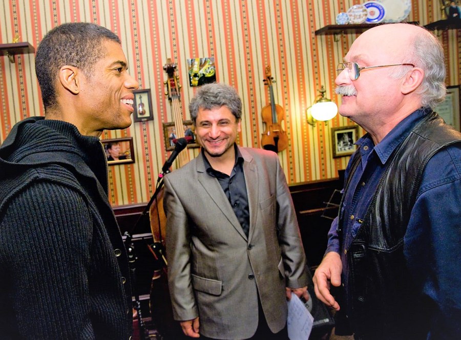 2010. Стэнли Джордан, Адам Терацуян, Виктор Борилов