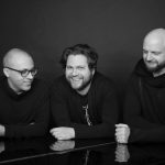 Пианист Дмитрий Илугдин и Ilugdin Trio представят в Доме Музыки «Саундтрек к жизни» Ilugdin Trio: Дмитрий Илугдин, Пётр Ившин, Виктор Шестак