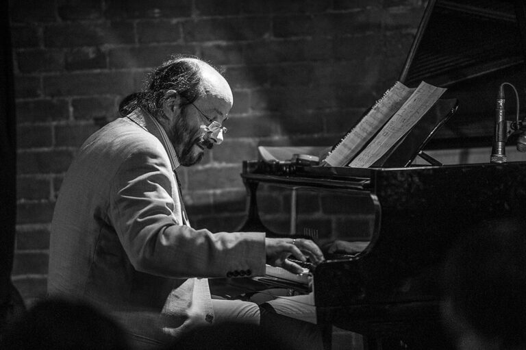 Пианист Евгений Гречищев: 60!