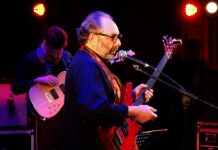 К своему дню рождения музыкант и продюсер Алекс Ростоцкий выпускает альбом «Рогожский фрейлехс» Александр Ростоцкий (фото © Наталья Кравченко, «Джаз.Ру»)