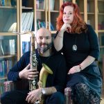 Саксофонист Сергей Головня идёт навстречу кантри, а кантри-певица Ирина Сурина — навстречу джазу Сергей Головня, Ирина Сурина