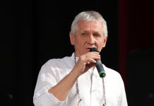 Памяти музыканта. Пианист и композитор Игорь Володин (1963–2026) Игорь Володин, художественный руководитель фестиваля «Сентябрь в Тихвине»