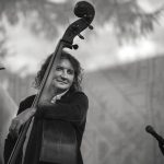 Контрабасист Владимир Волков в цикле камерных встреч «Автограф» в петербургском «Кабаре ШУМ» Владимир Волков