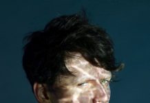 Барабанщик Игнат Кравцов выпустил на МТС Лейбле новый альбом своего проекта Amber Sept обложка альбома