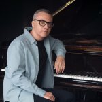 Пианист Дмитрий Илугдин представляет в «Зарядье» новую программу Ilugdin Trio «Старый город» Дмитрий Илугдин