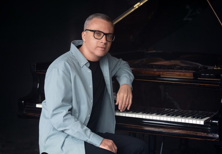 Дмитрий Илугдин