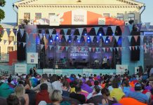 Второй Санкт-Петербургский международный джазовый фестиваль: площадки, программа, артисты Главная сцена Санкт-Петербургского джазового фестиваля в Юсуповском саду (фото 2024)