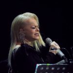 Фестивали этого лета. «Архангельск Блюз»-2025: двадцатый пошёл! Народная артистка РФ Лариса Долина на фестивале «Архангельск Блюз»-2025 (фото: Наталья Кравченко)