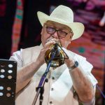 Молния: руководитель Сибирского диксиленда Сергей Гершенович награждён медалью «За труды в культуре и искусстве» Сергей Гершенович (фото: Михаил Афанасьев)