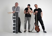 Фолк-джаз-трио Kle2Go выпускает на лейбле ArtBeat Music третий альбом «Дрозд пересмешник» Kle3Go: Владимир Голоухов, Сергей Клевенский, Антон Горбунов