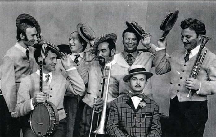 Ансамбль «Уральский диксиленд», 1969 Ансамбль «Уральский диксиленд», 1969