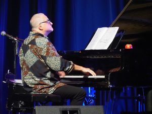 Андрей Разин