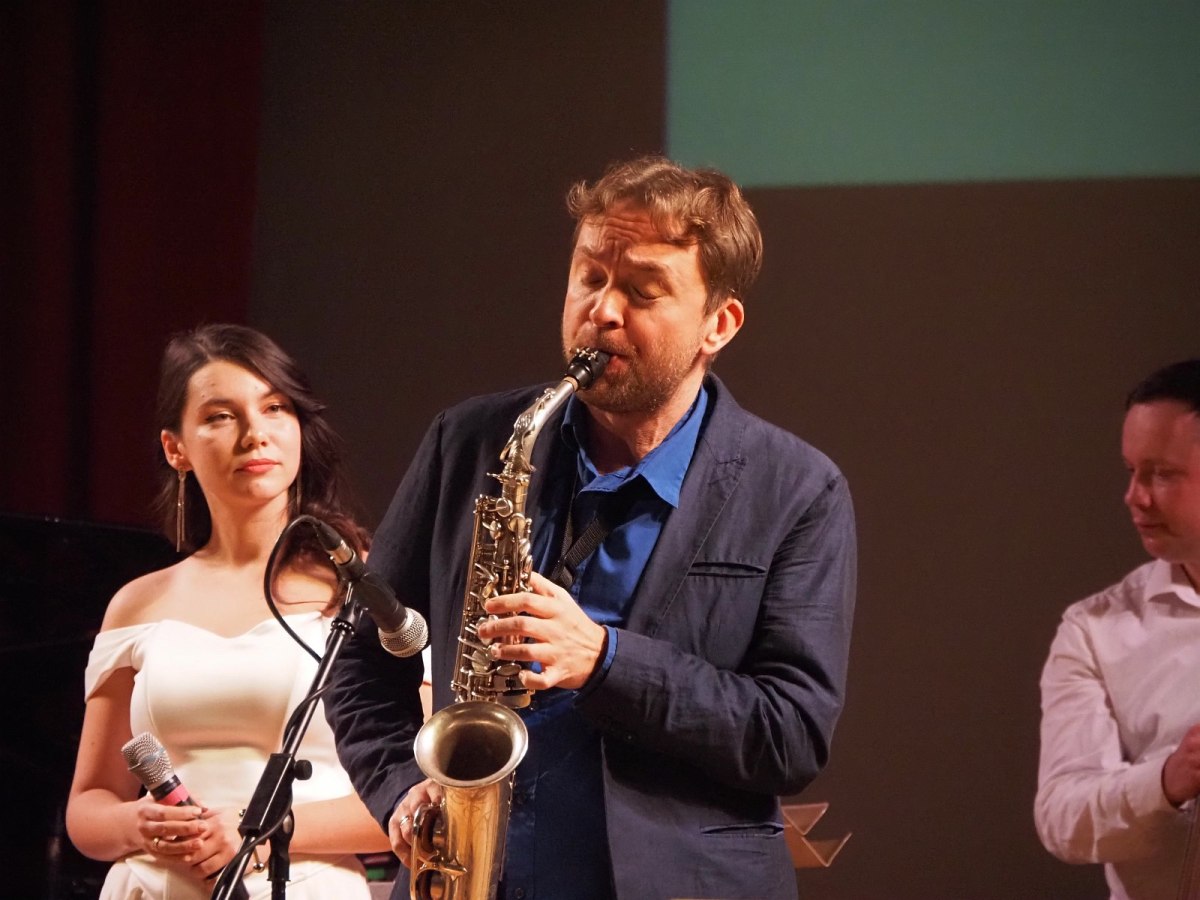 Диана Кубасова, Алексей Круглов (специальные гости Standarts III Андрея Мартыненко)